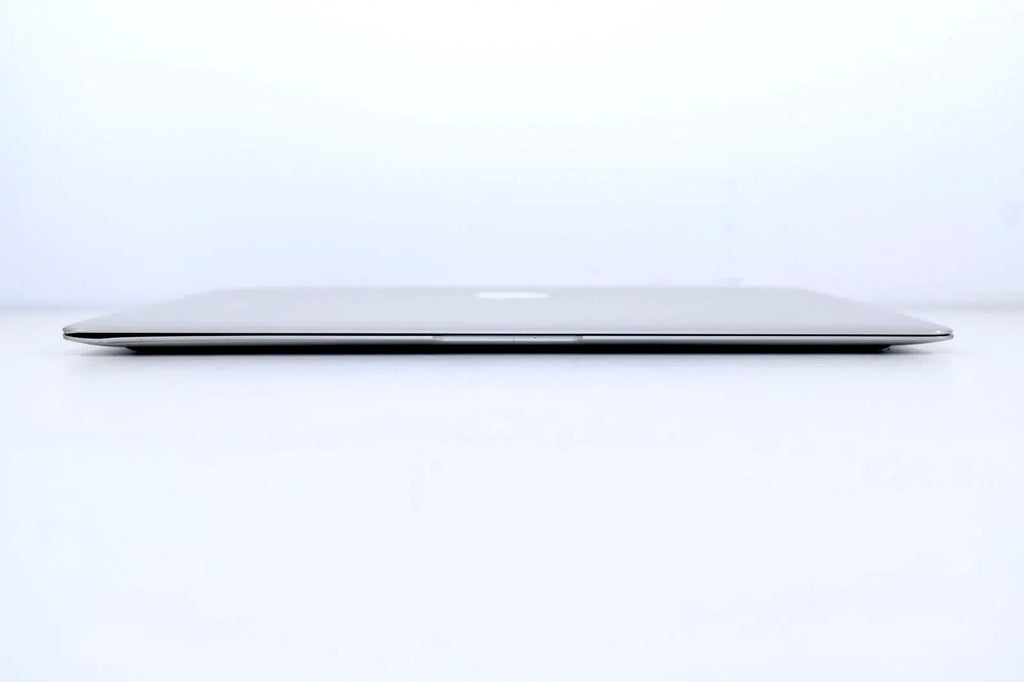 Apple (Renewed) Macbook Air A1466 13.3-Inch Laptop (Core I7/8Gb/256Gb/Sierra/Integrated Graphics), Silver