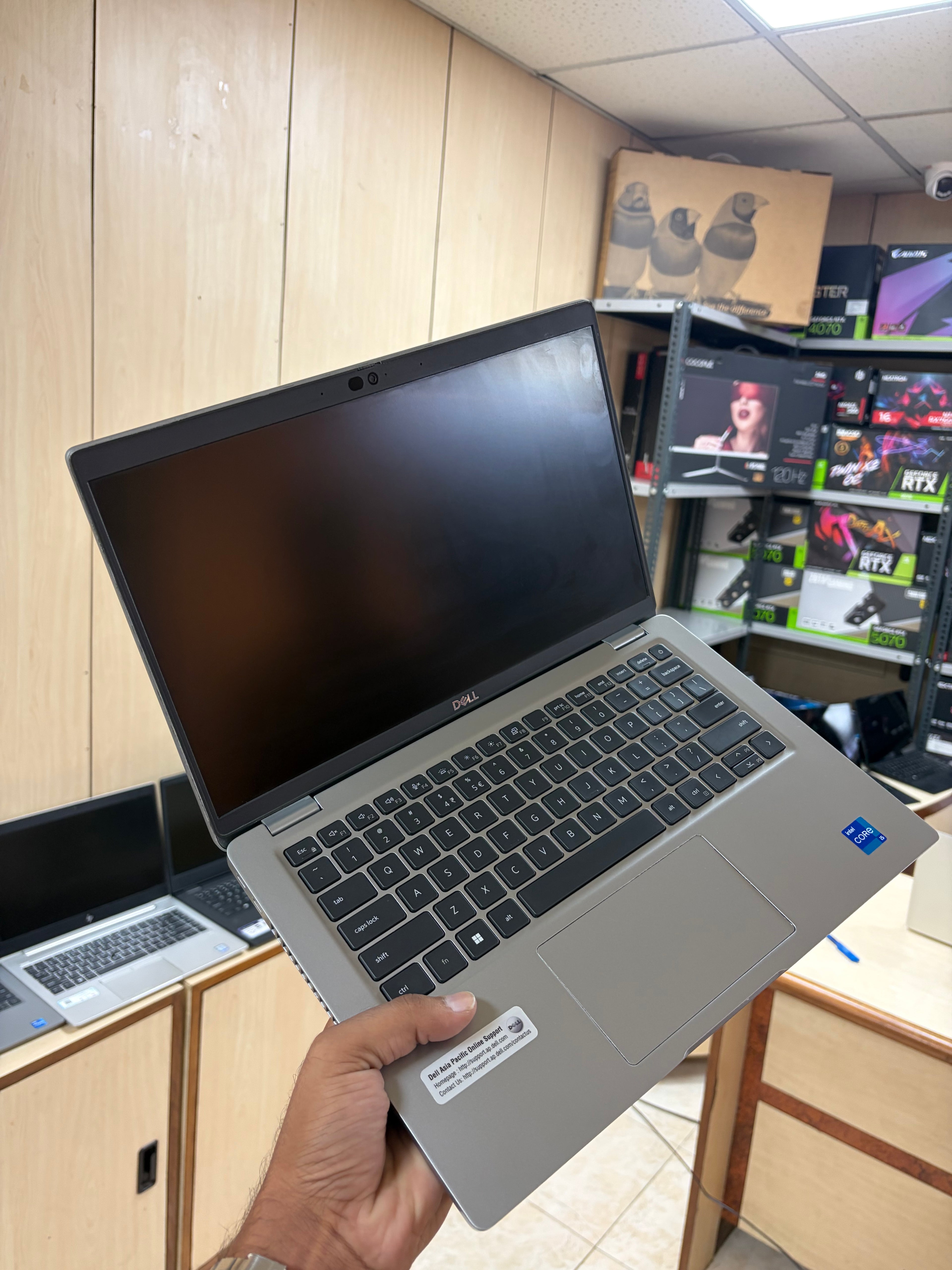 Refurbished Dell Latitude 5420 Touchscreen (Core i5 11th Gen | 8GB RAM | 256GB SSD) – Big PC Bazaar
