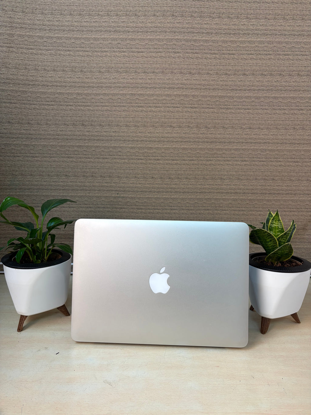 Refurbished Apple MacBook Pro 13-inch 2015 A1502 (Core i5 | 8GB RAM | 256GB SSD) – Big PC Bazaar