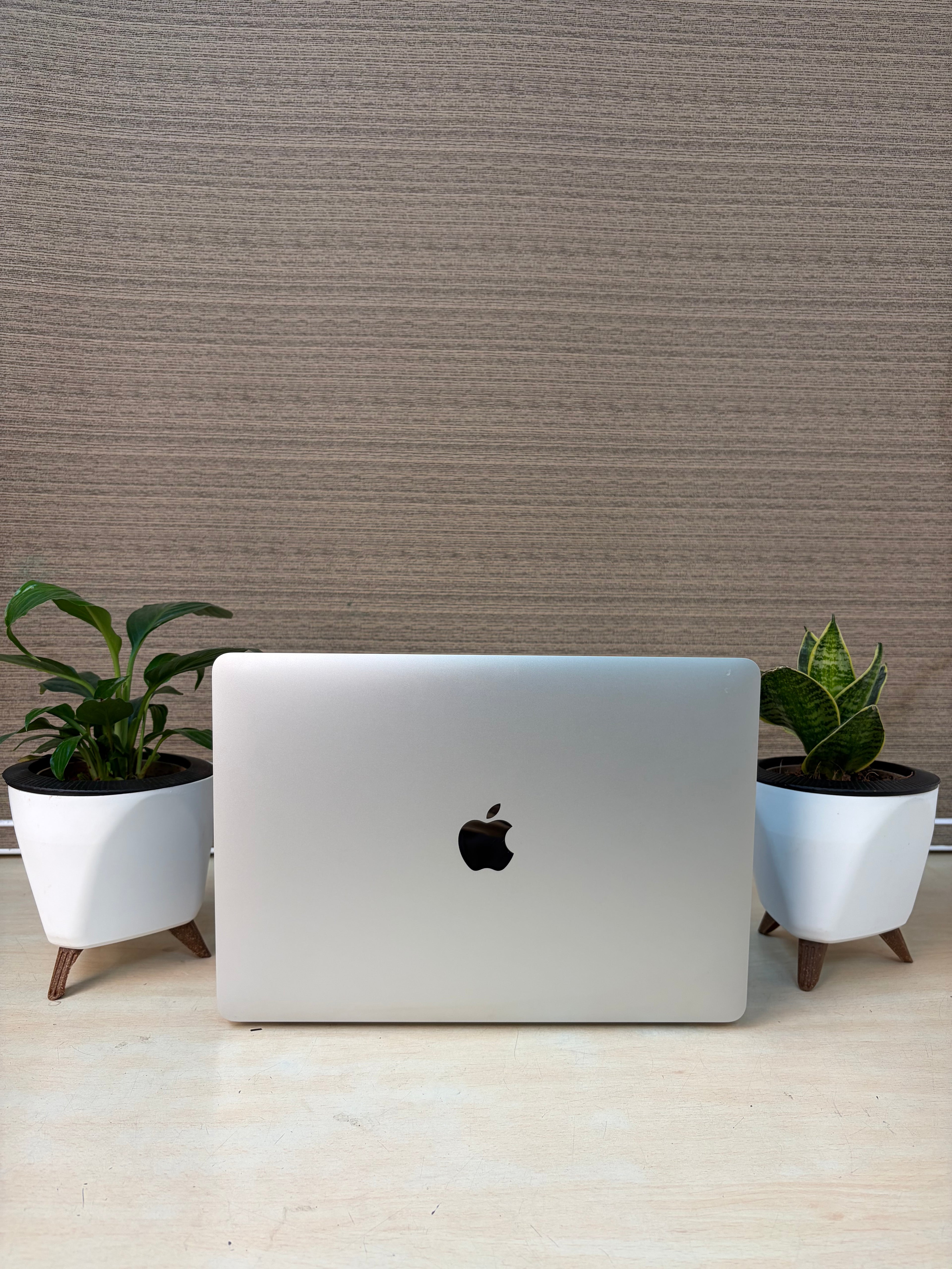 Refurbished Apple MacBook Pro 13-inch M1 (8GB Unified Memory | 256GB SSD) – Big PC Bazaar