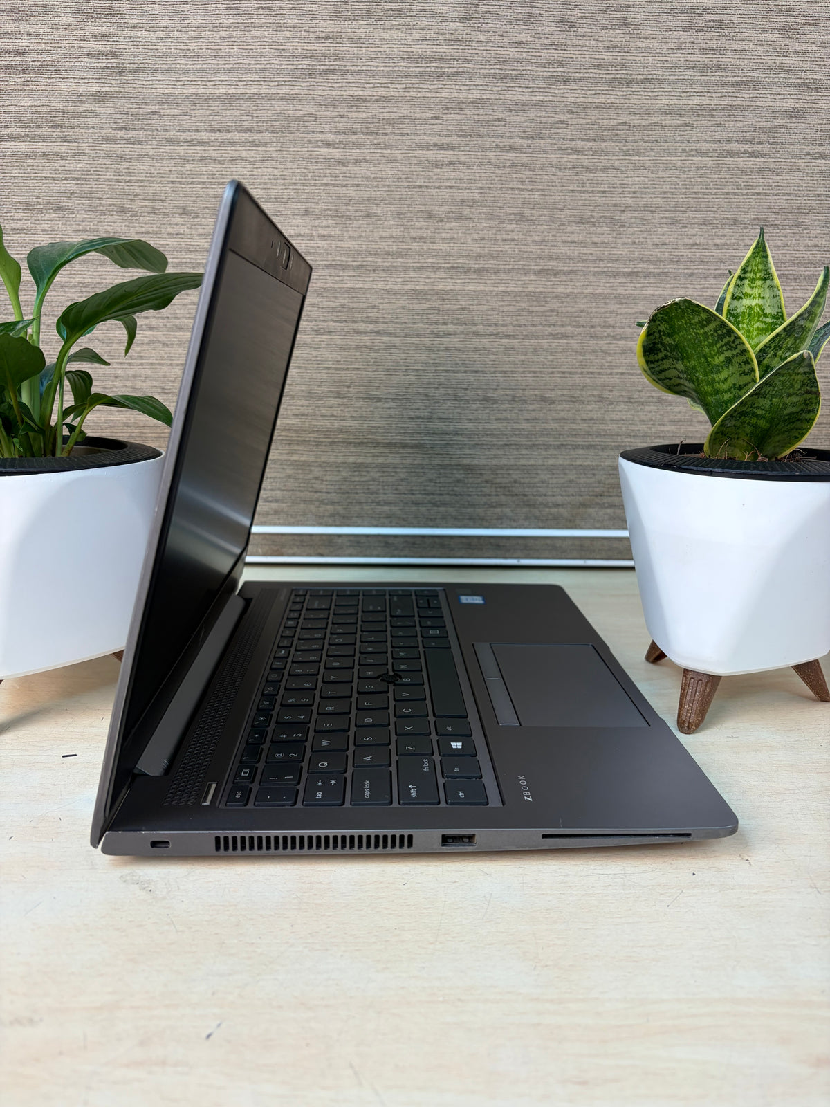 Refurbished HP ZBook 15 Workstation (Core i7 8th Gen | 4GB Dedicated GPU) – Big PC Bazaar