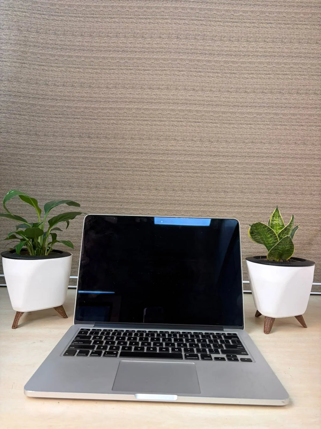 Refurbished Apple MacBook Pro 13-inch 2015 A1502 (Core i5 | 8GB RAM | 256GB SSD) – Big PC Bazaar